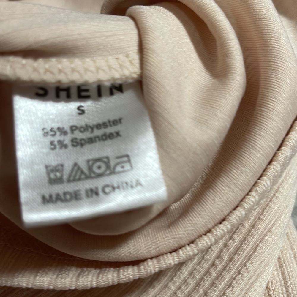 Half Zip Ribbed Knit Drop Shoulder Top - Picture 8 of 9